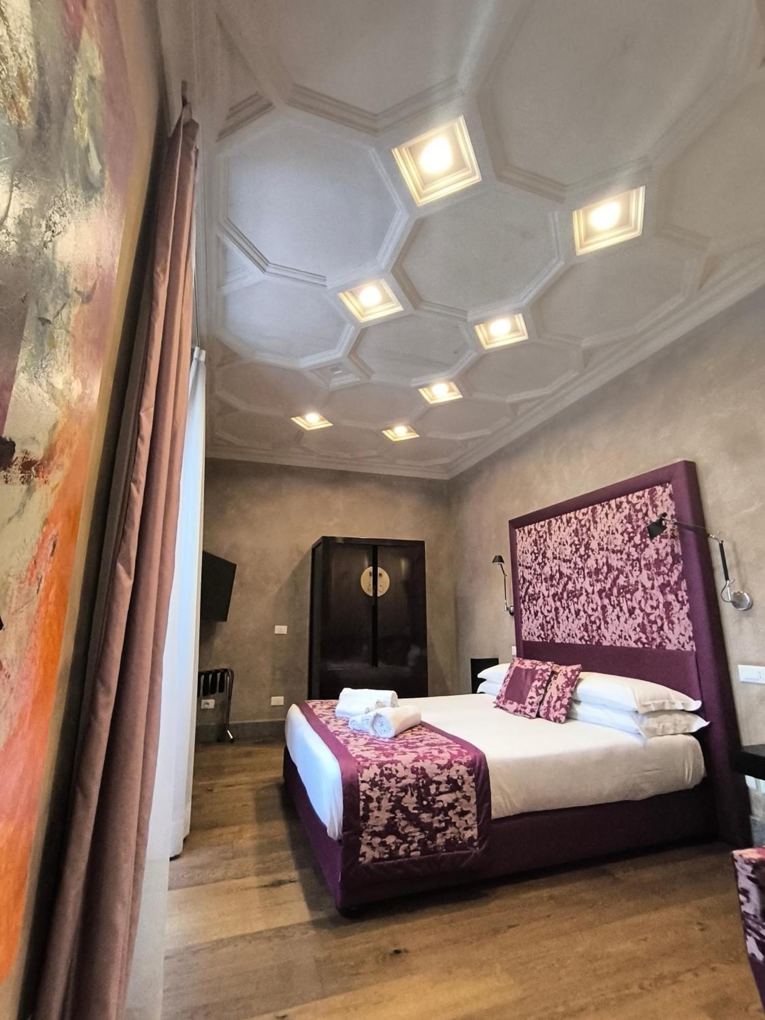 Pantheon Luxury Suite Roma Esterno foto