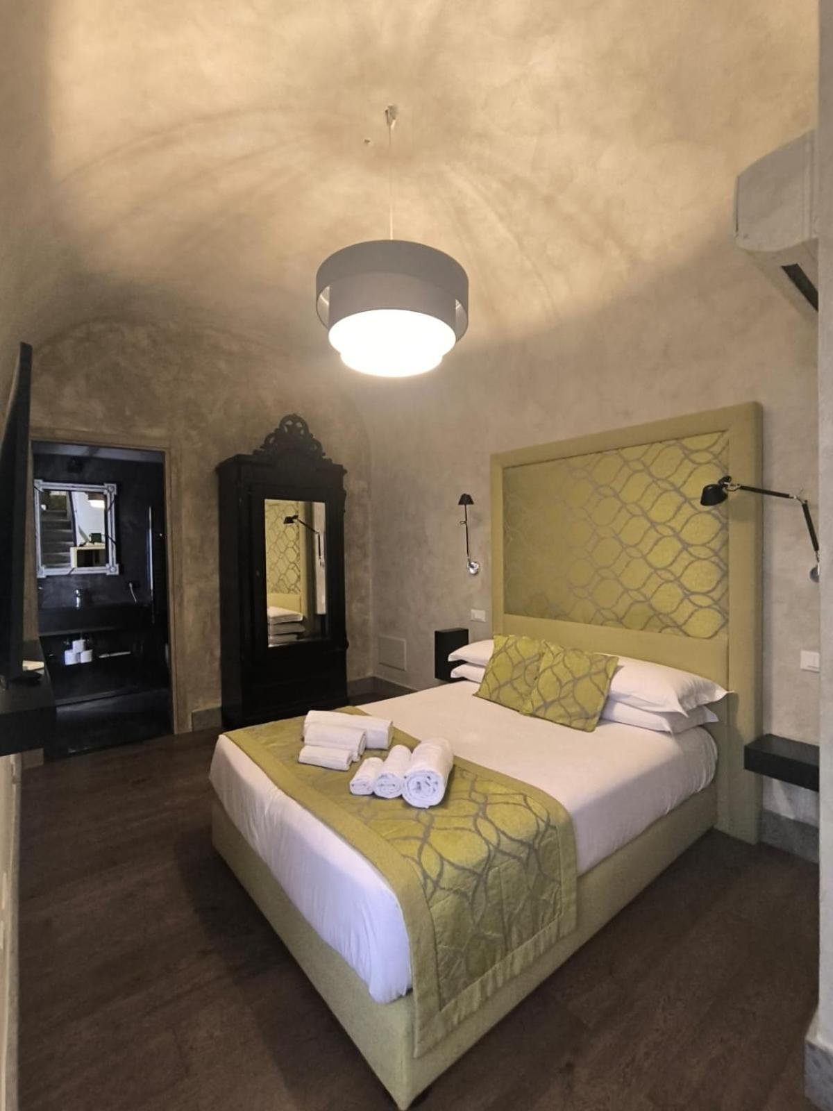 Pantheon Luxury Suite Roma Esterno foto