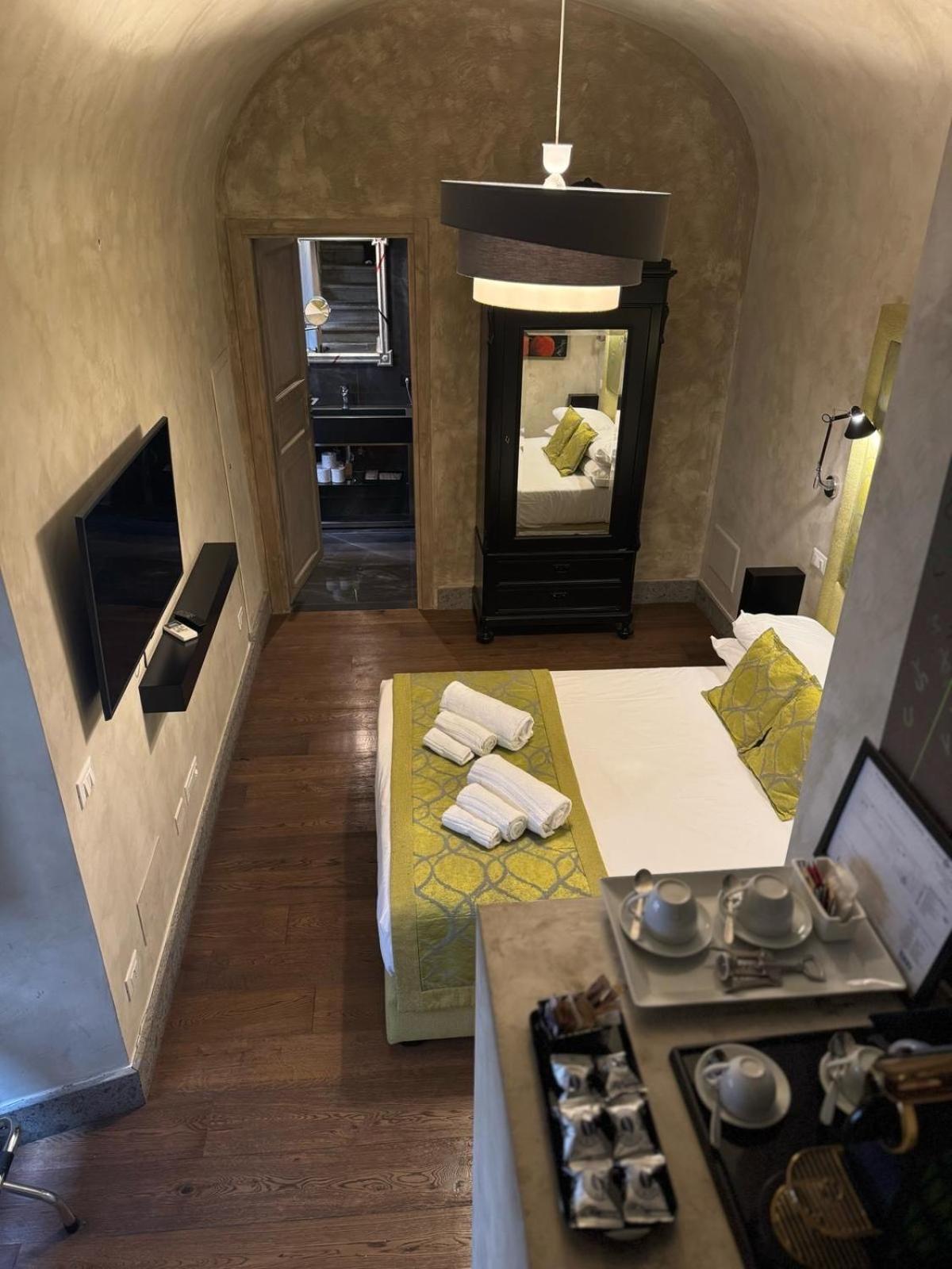 Pantheon Luxury Suite Roma Esterno foto